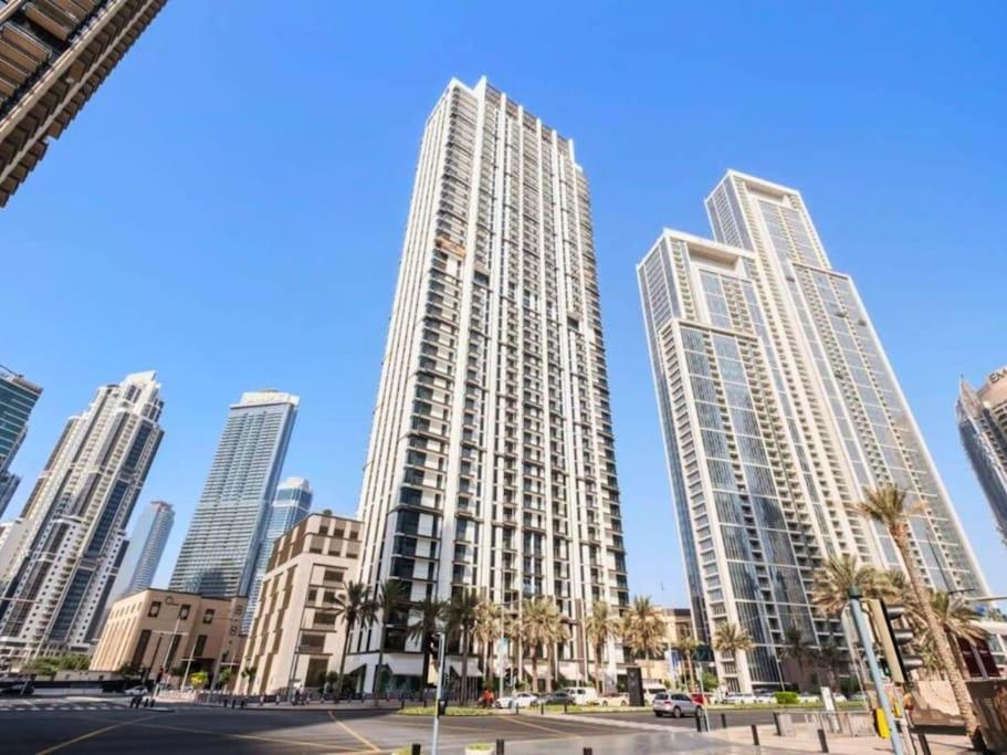Апартаменты Sea & Views - Burj Crown - 5 Min Walk To Mall