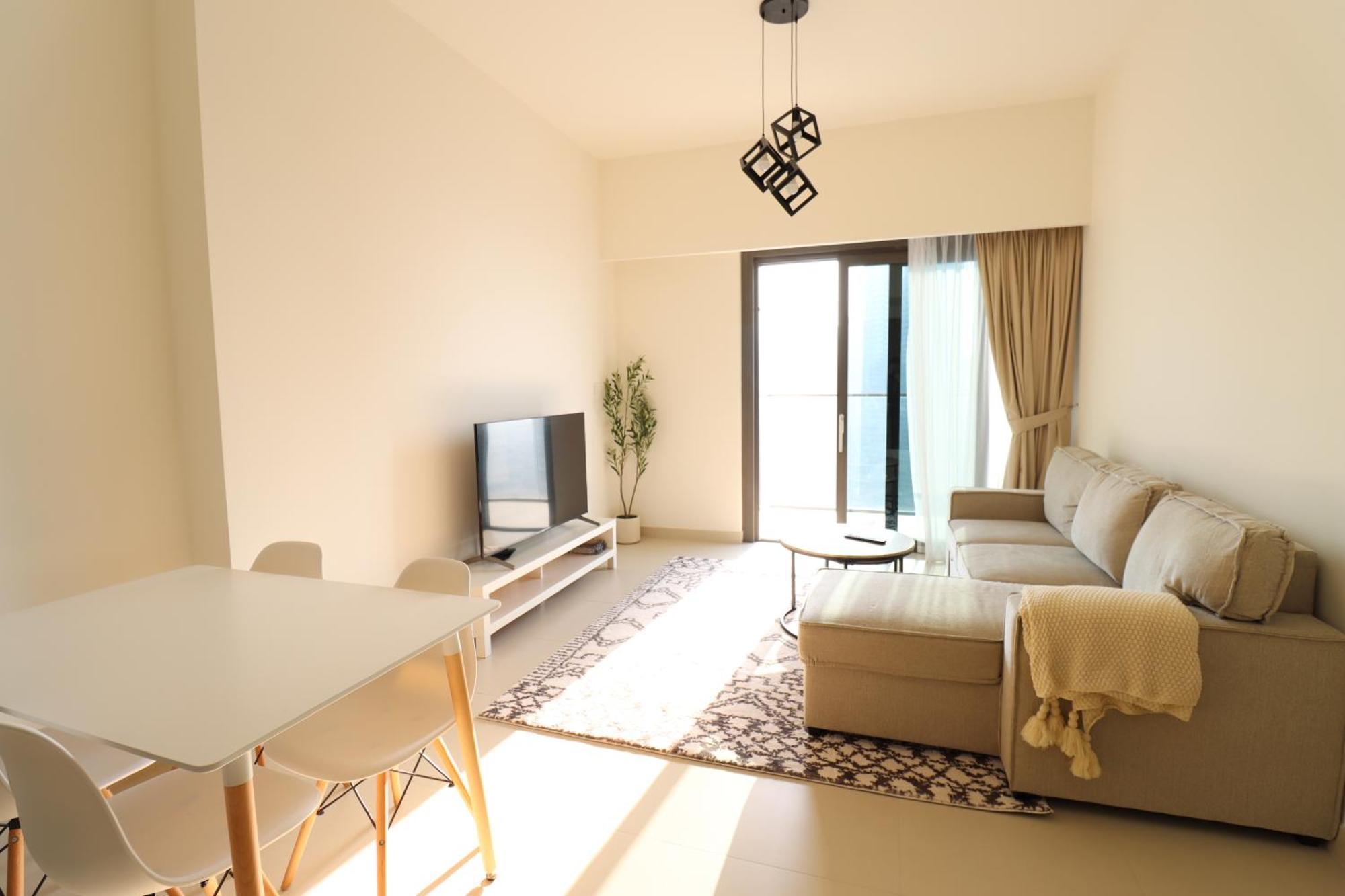 Апартаменты Sea & Views - Burj Crown - 5 Min Walk To Mall